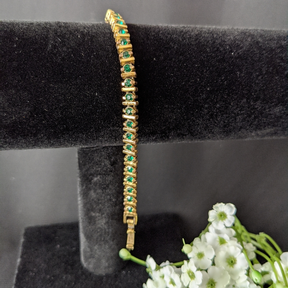 EMERALD GOLD TENNIS BRACELET